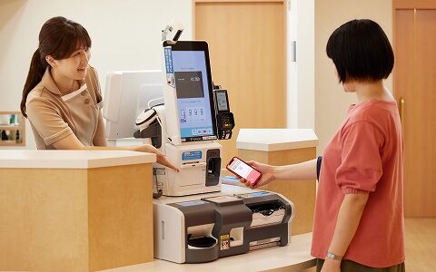 中小企業生産性向上促進事業費補助金活用　自動釣銭機イメージ